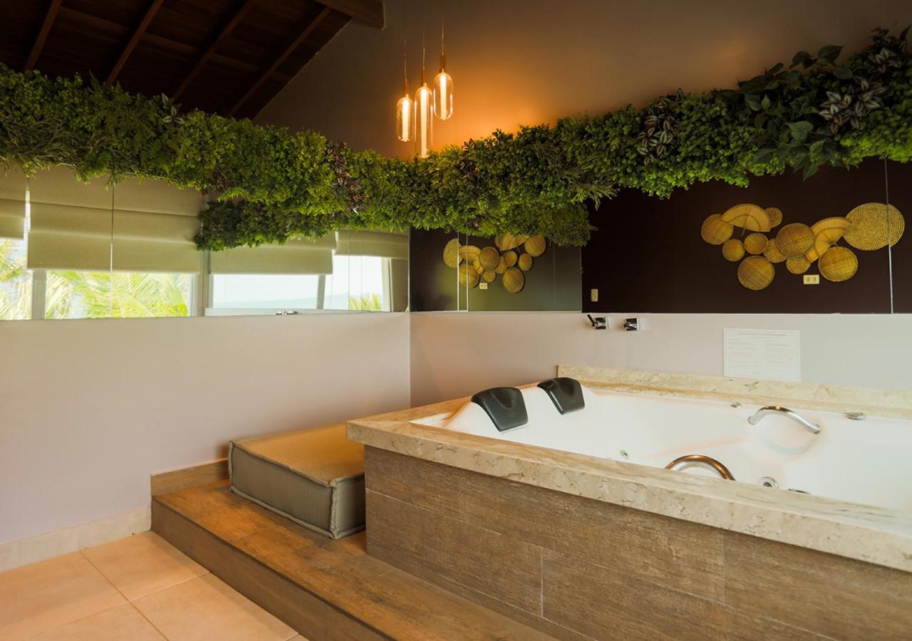 Amora Hotel มาเรเซียส ภายนอก รูปภาพ