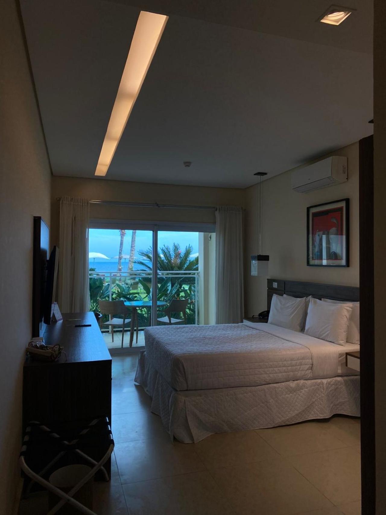 Amora Hotel มาเรเซียส ภายนอก รูปภาพ