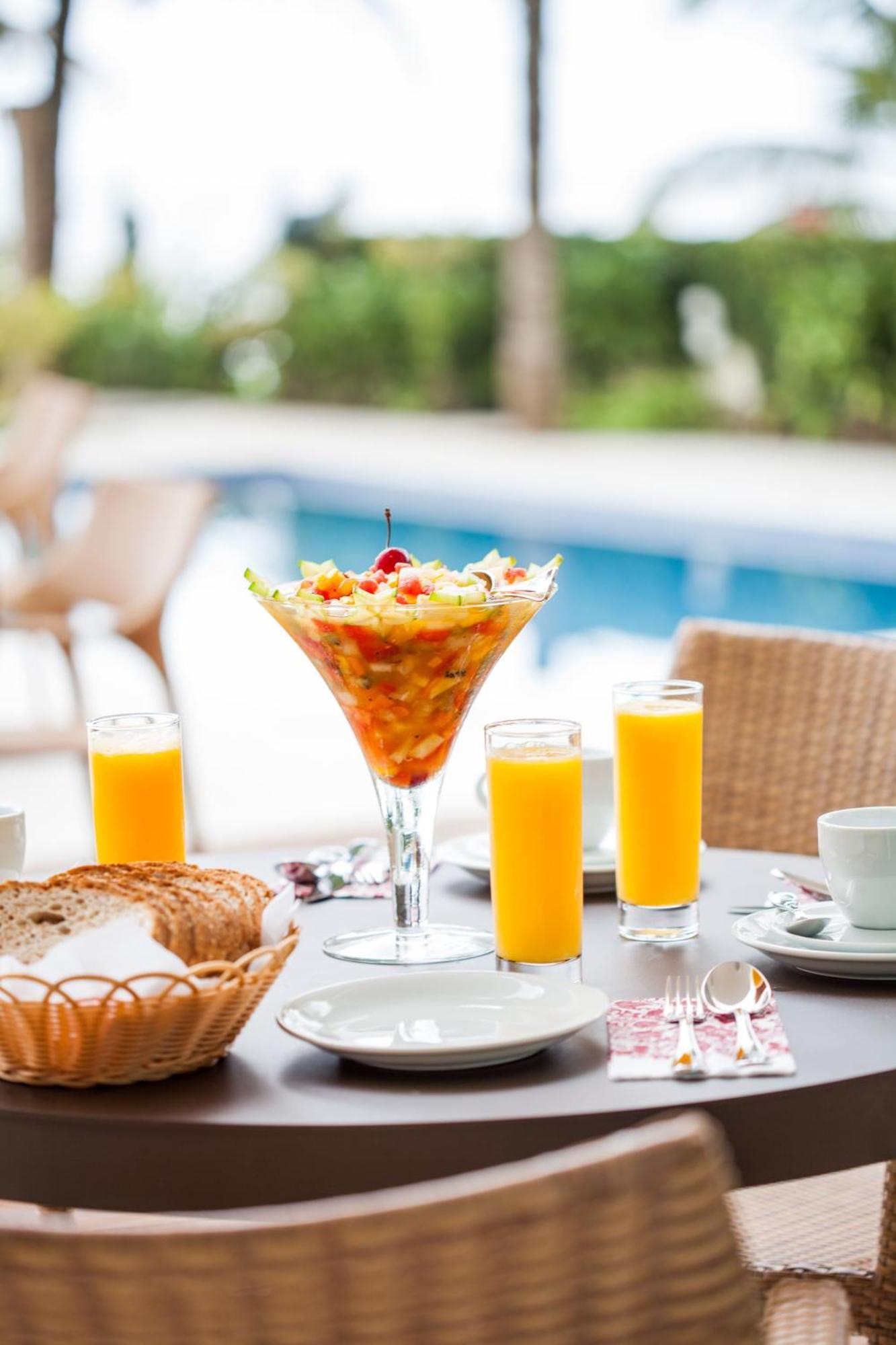 Amora Hotel มาเรเซียส ภายนอก รูปภาพ